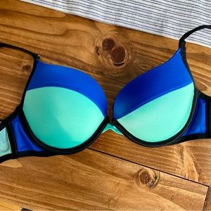 Victoria’s Secret Bra | Blue & Green | Size: 32D